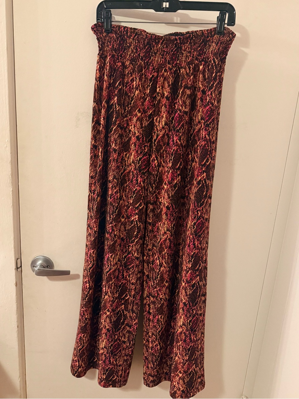 Bar III Women's flowy pants